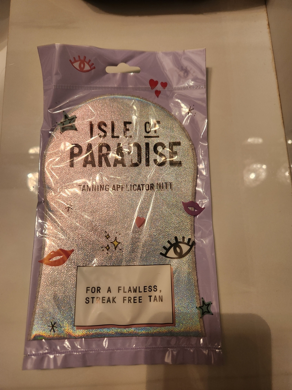 Isle of Paradise Holographic Silver Tanning Applicator Mitt